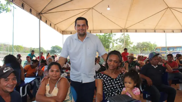 Projeto Prefeitura em Ação realizado no povoado Riachinho, atendeu mais de 300 pessoas e contabilizou mais de 800 atendimentos em diversas áreas.